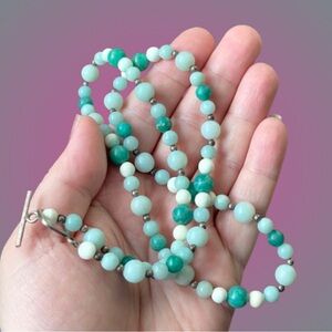 Vintage beaded polished stone necklace w/ stamped sterling silver toggle clasp